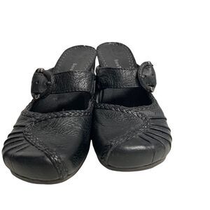 BARE TRAPS, Mary Jane shoes,Sz 6M. Ginger Style,Black, Leather Upper, wedge heel